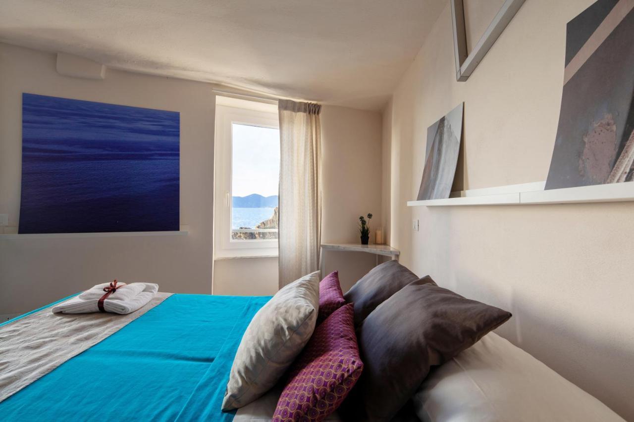 Ciao Bella Seafront Apartment Riomaggiore Exterior photo